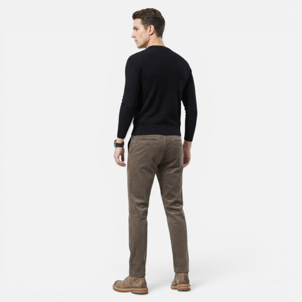 Solviero Club | Pantalones para Hombre Sofisticación Deportiva